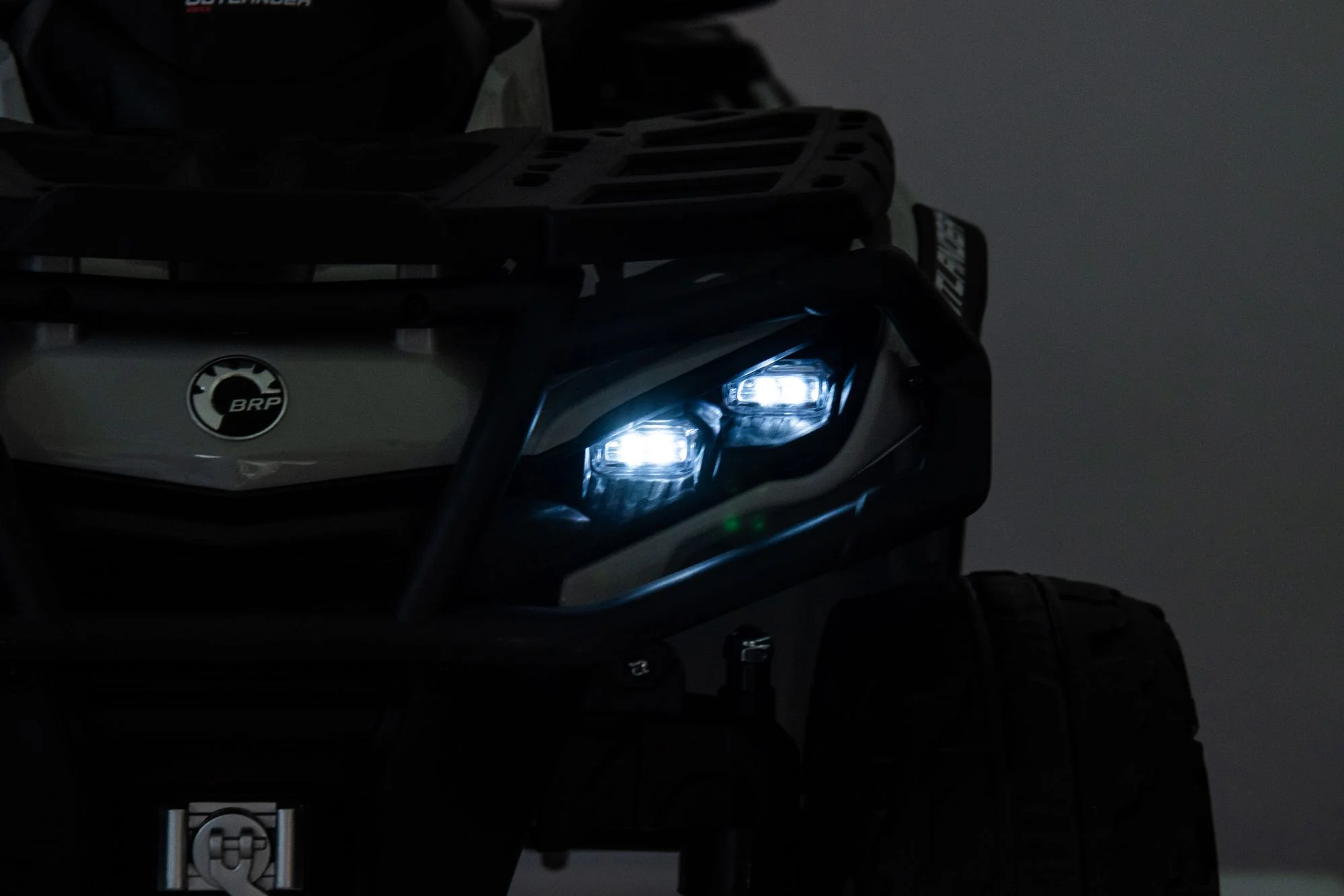 24V 800W -2 Seater  Licensed Can-Am Outlander Monster 4×4 ATV Quad Bike - KHAKI ETA 10th May 2026 - Image 24