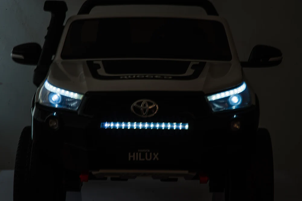 24v x 14 Ah licensed 800 w 4x4 Toyota Hilux Kids Ride on Car White ETA 10th May 2026 - Image 12