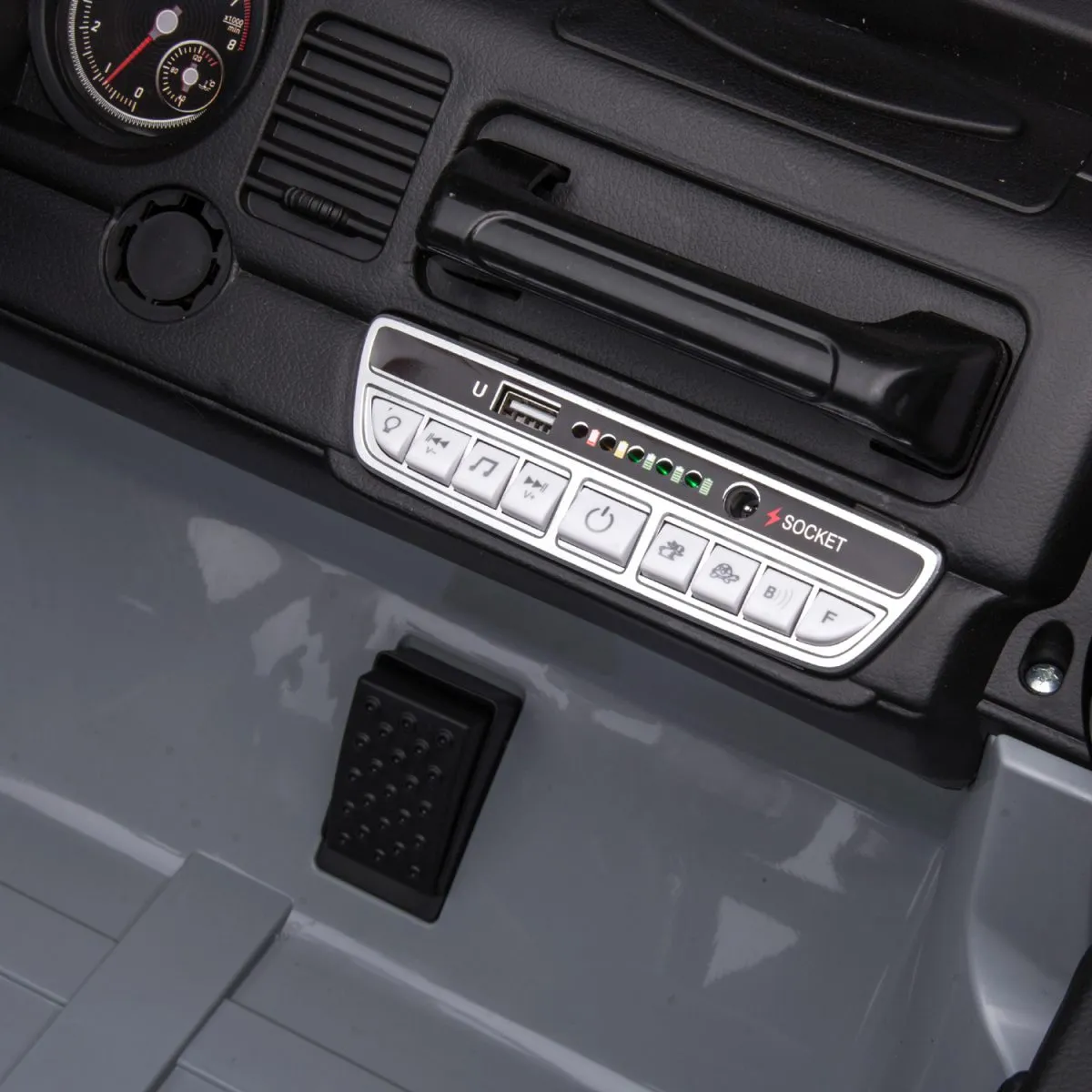 24v licenced Toyota Land Cruiser Jeep 4x4 Ride on Car – Grey ETA 10th May 2026 - Image 16